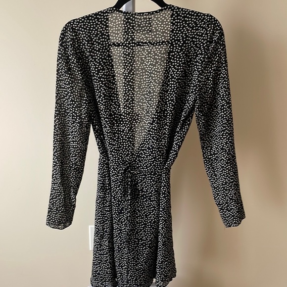 Reformation Gjelina Wrap Mini dress Nebraska Black Floral Long Sleeve Size M - Picture 6 of 9